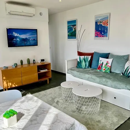Terrasse, Vue Mer & Montagne, Parking & Clim Apartment *